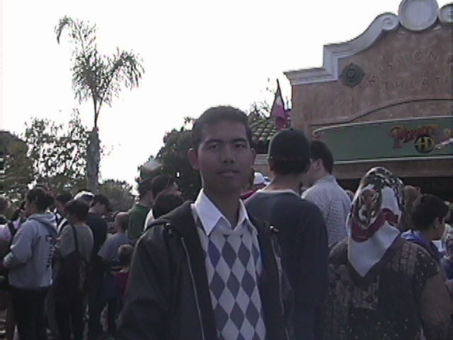 yang1.jpg