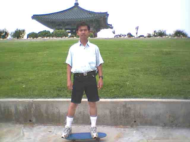yang1.jpg